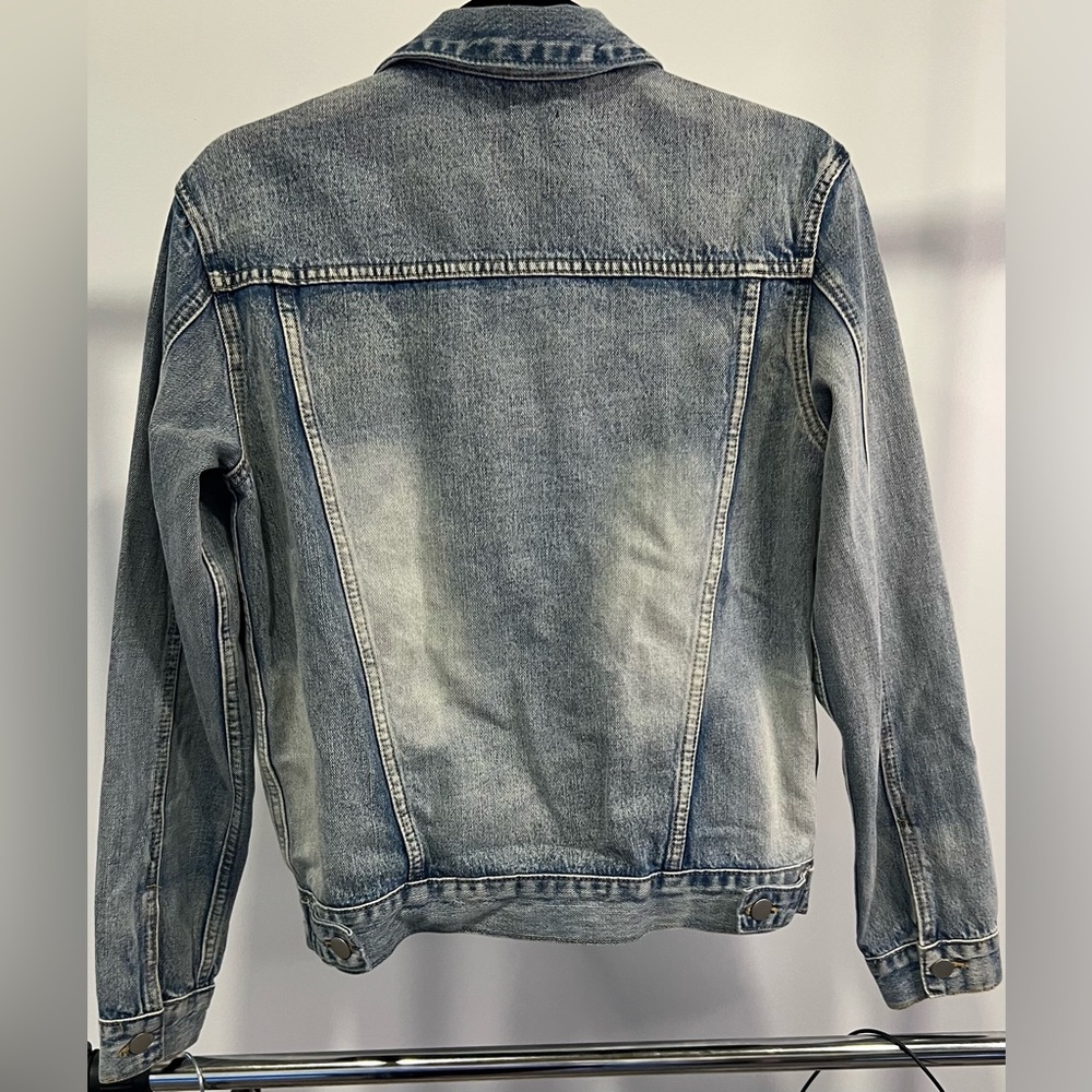 Lulu’s Jacket - Picture 2 of 4